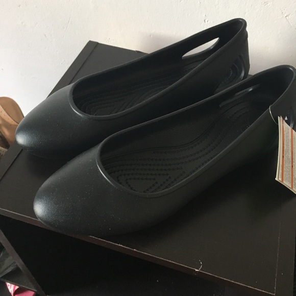 Women’s crocs Laura flats - Picture 3 of 3